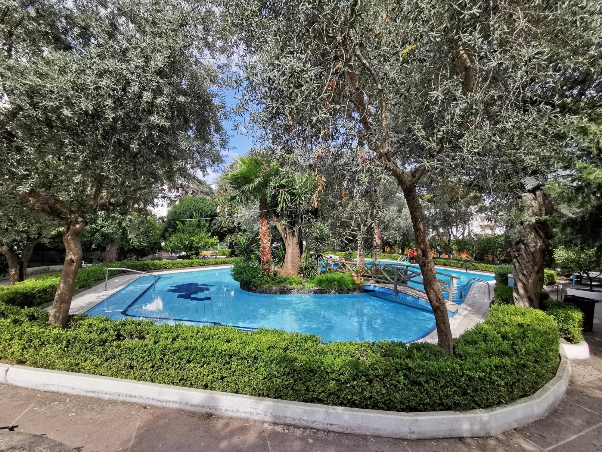 Casa Mar - Elegant Apartment With Pool And Panoramic Terrace In The Heart Of Sorrento Bagian luar foto