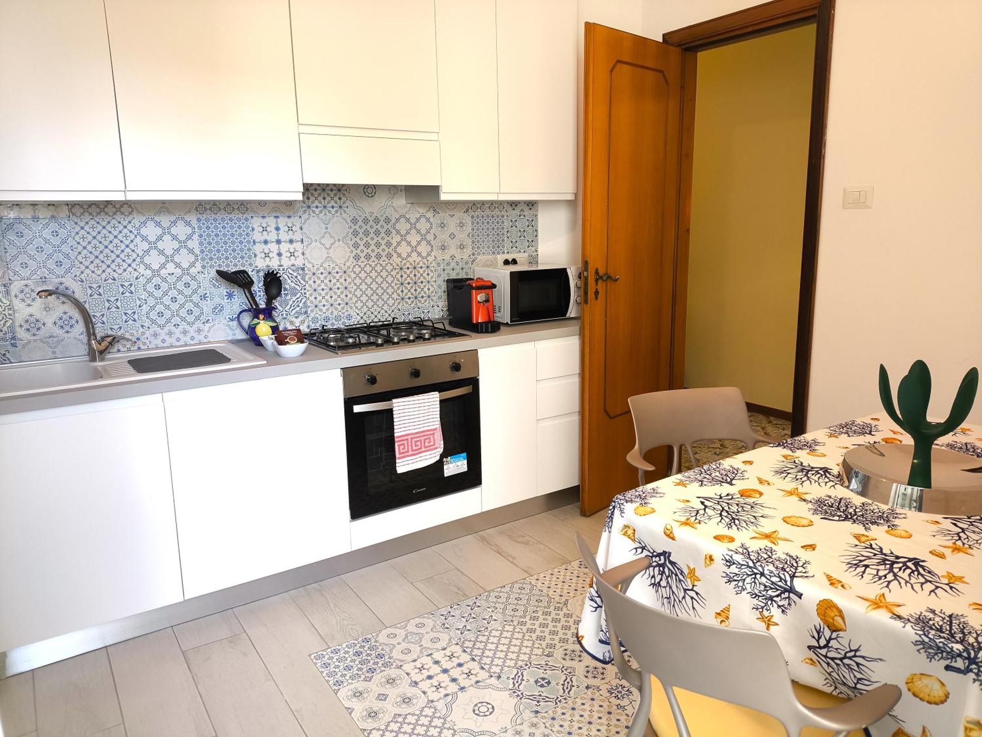 Casa Mar - Elegant Apartment With Pool And Panoramic Terrace In The Heart Of Sorrento Bagian luar foto
